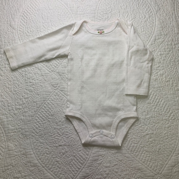 Long Sleeves onesie Bundle 3M Carter’s - Picture 6 of 11